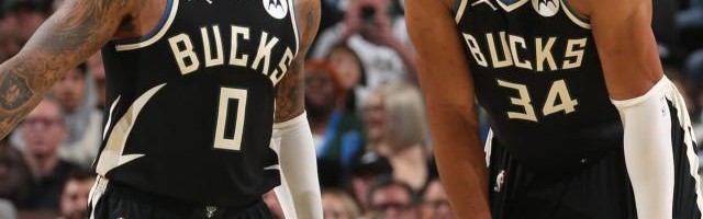 球速体育网址-查出血栓一个月后火线复出 利拉德气喘吁吁难救主