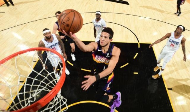 球速体育-持续低效！布克不擅逆风球 太阳3比2仍不保险？