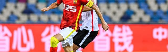 球速体育-昔日本土射手王破荒难救主 广州队保级任重道远