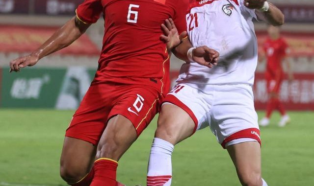 球速体育网址-叙利亚有毒？国足踢它习惯送大礼 这次又有张琳芃